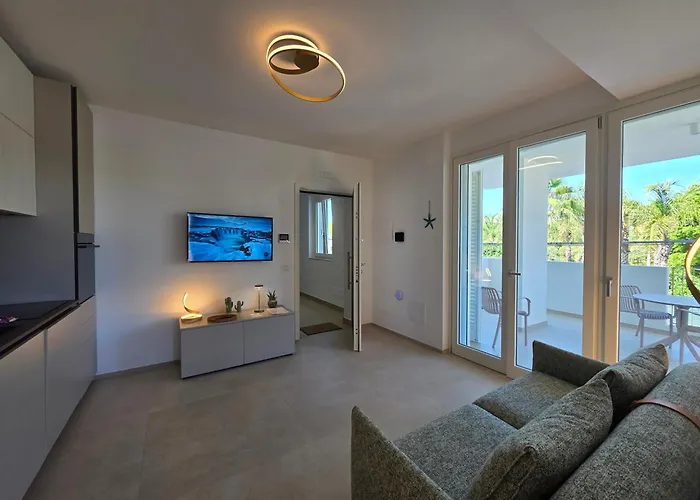 M4ree Seaside & Relax Apartment *